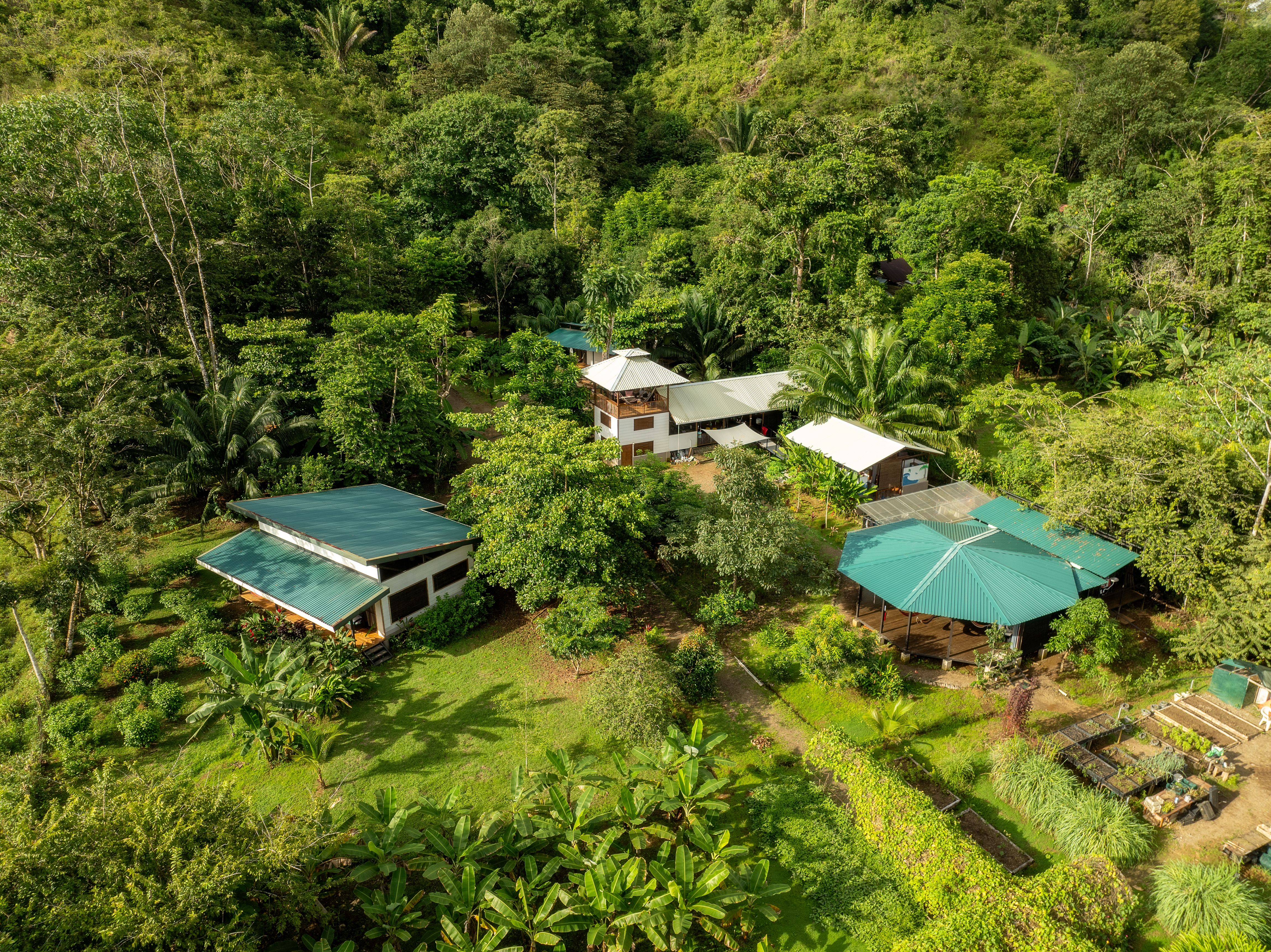 Budget Trip - Costa Rica: Off The Grid